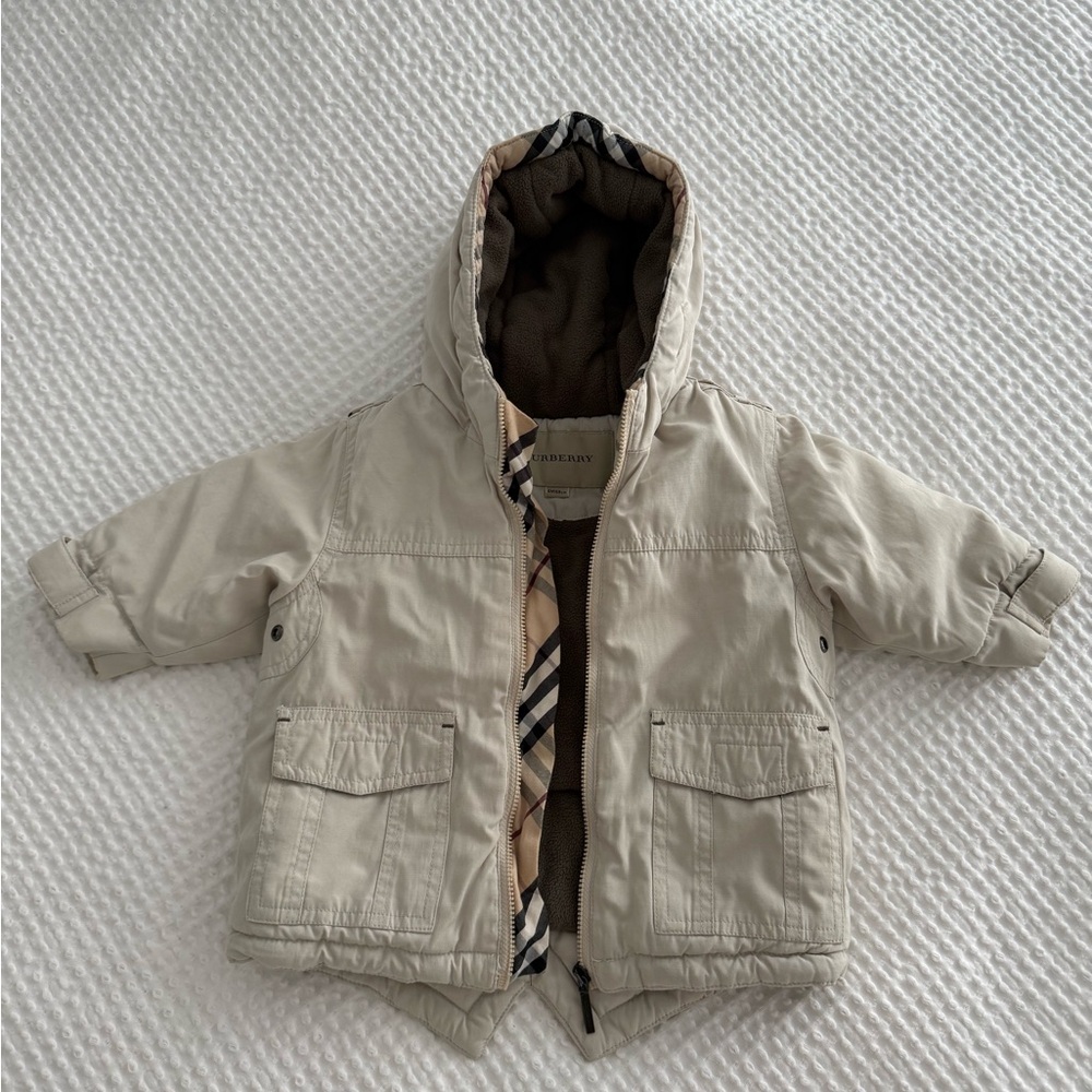 Burberry Tan Puffer Jacket with Hood 6-9 months